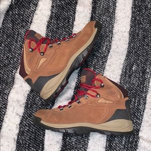 Columbia boots